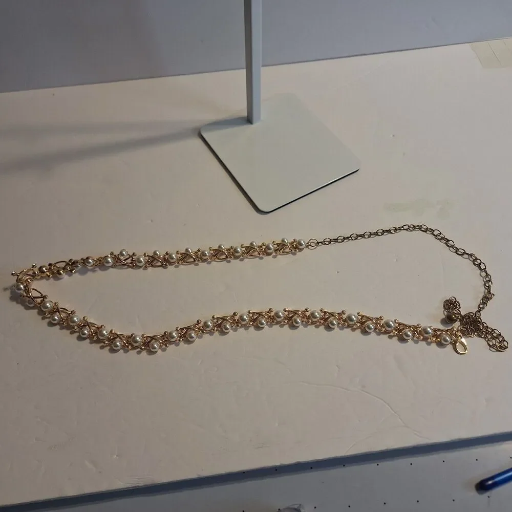 Pearl gold tone